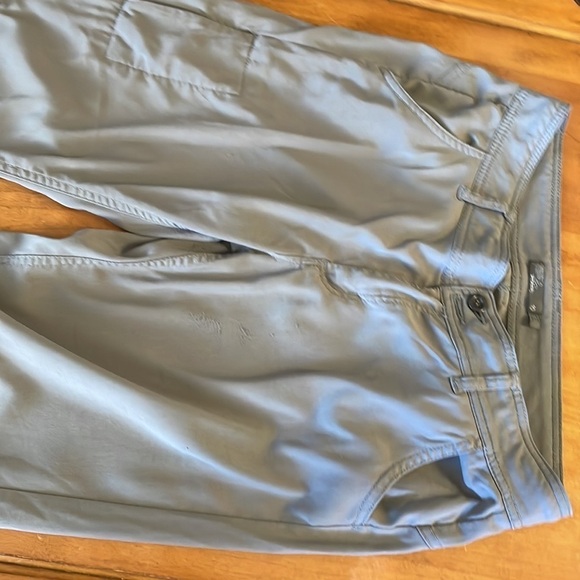 Prana Roll Up Hiking Pants Size 10 - Picture 4 of 13